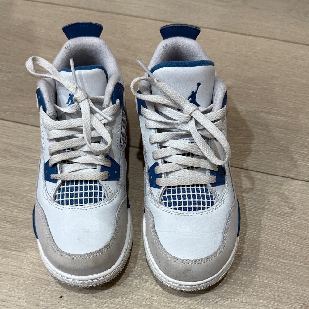 Nike Kids White and Blue Sneakers